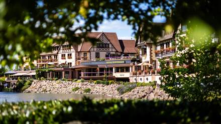 Domaine du Moulin Ensisheim · Hôtel Spa 4 étoiles Alsace, extérieur